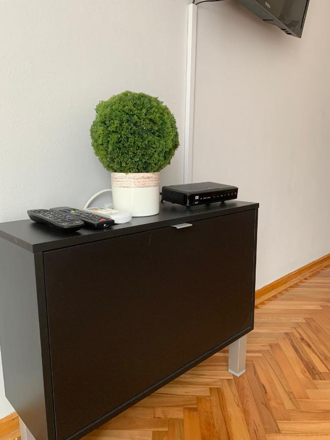 Comfy Studio - 1 Minute Walk To Delta Planet Nis Exterior photo
